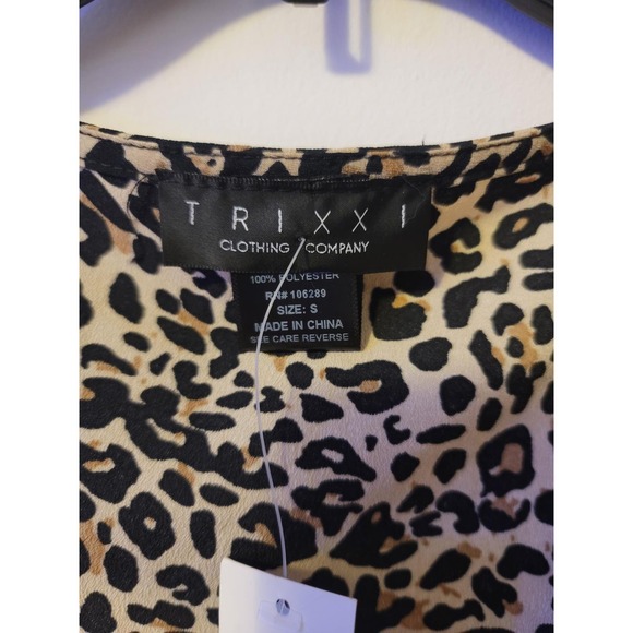 Trixxi Francesca's Animal Print Flutter Sleeve Shirt Small - Picture 3 of 8